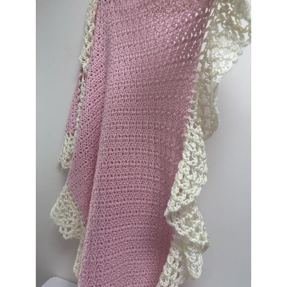 Handmade Crochet Baby Blanket Pink and Cream Ruffle Border 44"x29" Soft Yarn - Picture 3 of 9